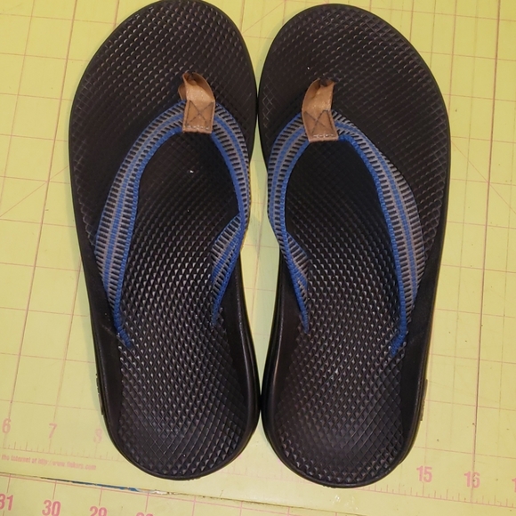 Chaco flip flops - Picture 4 of 5